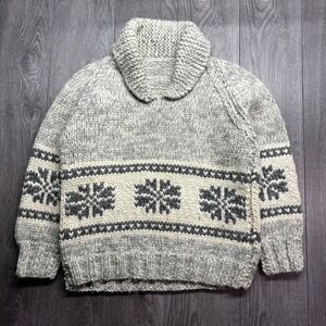 Vintage Hand Knit Wool Sweater Mens Large Grey Nordic Snowflake Cowichan Shawl